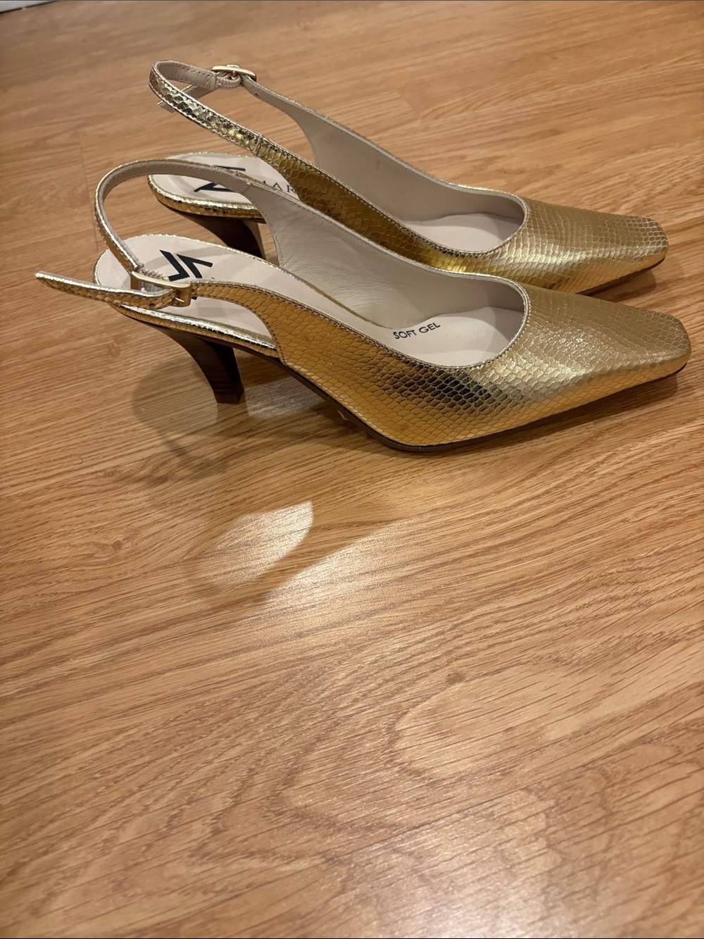 Mariana Gold Metallic Slingback Pointed-Toe Heels - Picture 3 of 6